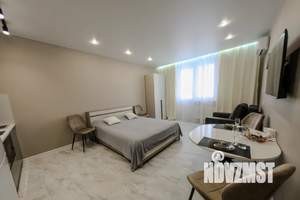 Студия квартира, посуточно, 44м2, 16/19 этаж