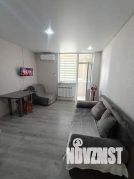 Студия квартира, посуточно, 28м2, 17/20 этаж