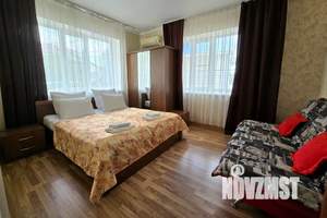 1-к квартира, посуточно, 30м2, 4/4 этаж
