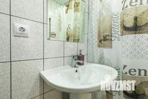 2-к квартира, посуточно, 50м2, 1/2 этаж