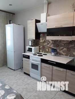 1-к квартира, посуточно, 45м2, 3/6 этаж