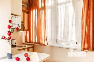 2-к квартира, посуточно, 60м2, 1/1 этаж