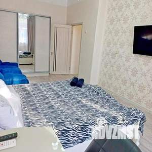 1-к квартира, посуточно, 65м2, 1/1 этаж