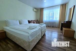 1-к квартира, посуточно, 30м2, 4/4 этаж