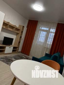 Студия квартира, посуточно, 31м2, 18/18 этаж