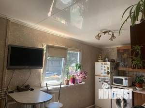 Студия квартира, посуточно, 40м2, 2/2 этаж