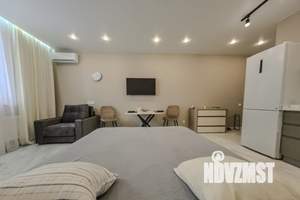 Студия квартира, посуточно, 44м2, 16/19 этаж