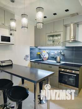 Студия квартира, посуточно, 39м2, 14/23 этаж