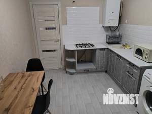 1-к квартира, посуточно, 42м2, 2/16 этаж