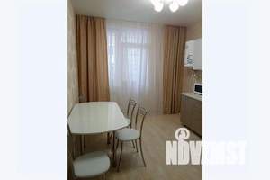 1-к квартира, посуточно, 50м2, 7/19 этаж