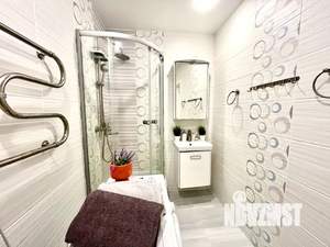 1-к квартира, посуточно, 42м2, 5/17 этаж