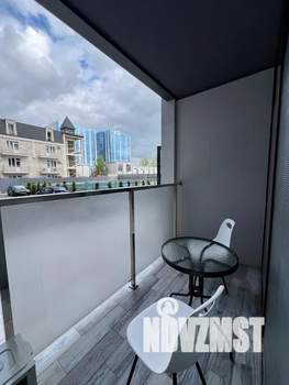 Студия квартира, посуточно, 27м2, 1/12 этаж