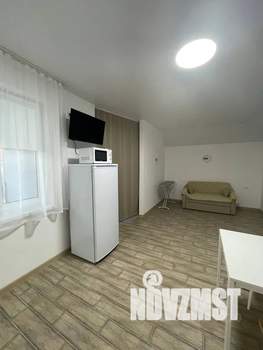 Студия квартира, посуточно, 40м2, 2/2 этаж