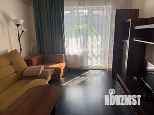 1-к квартира, посуточно, 39м2, 1/3 этаж