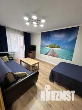 1-к квартира, посуточно, 37м2, 4/5 этаж