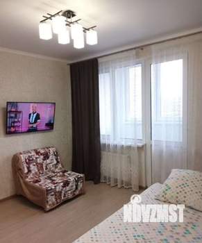Студия квартира, посуточно, 31м2, 10/17 этаж