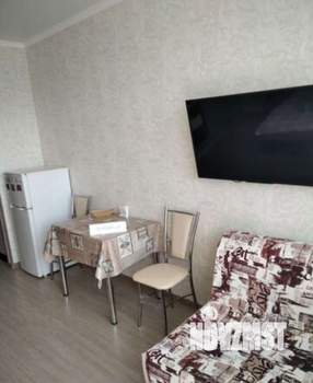 Студия квартира, посуточно, 31м2, 10/17 этаж