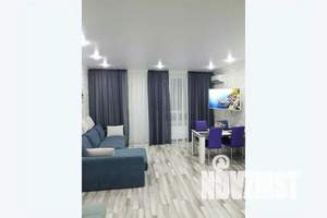 1-к квартира, посуточно, 35м2, 7/12 этаж