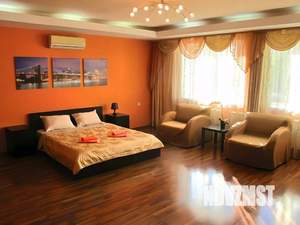 1-к квартира, посуточно, 100м2, 1/1 этаж