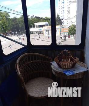 2-к квартира, посуточно, 42м2, 2/4 этаж