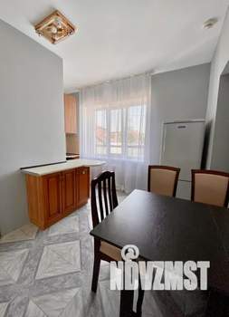 1-к квартира, посуточно, 57м2, 1/5 этаж