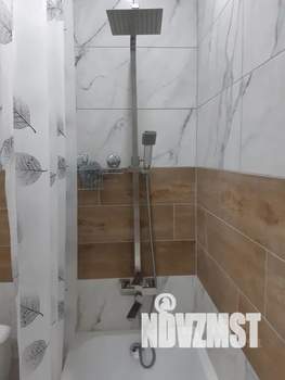 1-к квартира, посуточно, 42м2, 4/15 этаж