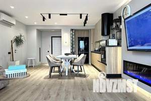 1-к квартира, посуточно, 76м2, 4/15 этаж