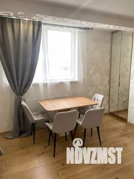 Студия квартира, посуточно, 36м2, 3/7 этаж