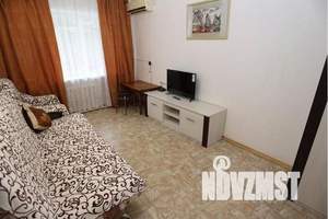 2-к квартира, посуточно, 44м2, 1/2 этаж