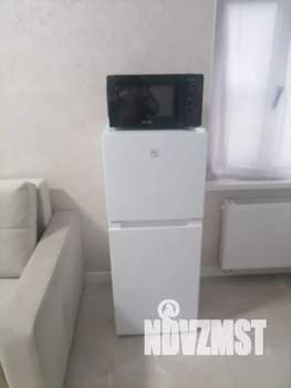 Студия квартира, посуточно, 30м2, 1/3 этаж