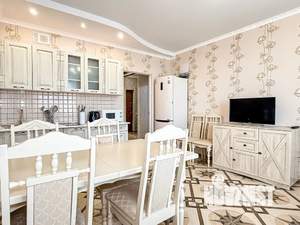 1-к квартира, посуточно, 49м2, 5/10 этаж