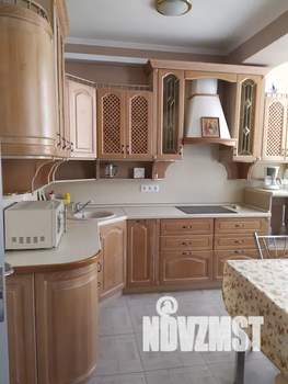 2-к квартира, посуточно, 110м2, 3/3 этаж