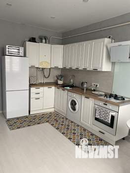 1-к квартира, посуточно, 42м2, 4/10 этаж