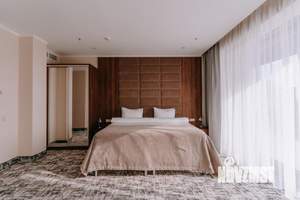3-к квартира, посуточно, 270м2, 1/1 этаж