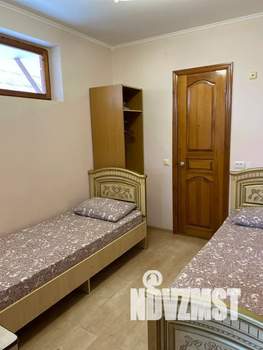 2-к квартира, посуточно, 40м2, 2/3 этаж