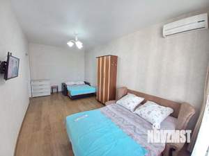 1-к квартира, посуточно, 42м2, 3/6 этаж