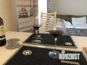 Студия квартира, посуточно, 34м2, 3/3 этаж