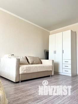 1-к квартира, посуточно, 38м2, 13/16 этаж