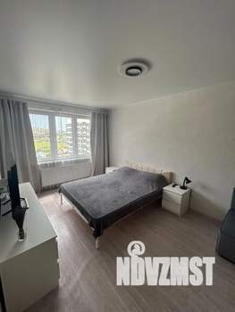 1-к квартира, посуточно, 38м2, 15/16 этаж