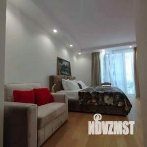 1-к квартира, посуточно, 37м2, 1/1 этаж