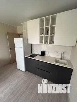 1-к квартира, посуточно, 38м2, 15/16 этаж