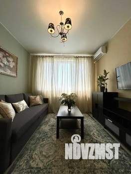 1-к квартира, посуточно, 42м2, 18/18 этаж