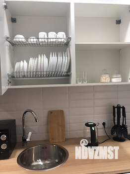 Студия квартира, посуточно, 35м2, 1/7 этаж