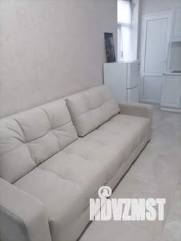 Студия квартира, посуточно, 30м2, 1/3 этаж