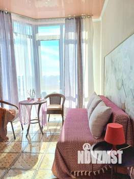 Студия квартира, посуточно, 40м2, 6/16 этаж