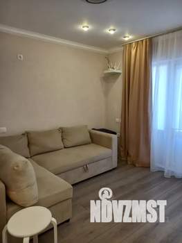 Студия квартира, посуточно, 30м2, 1/4 этаж
