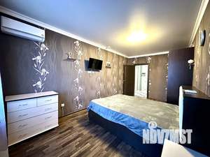 1-к квартира, посуточно, 42м2, 2/17 этаж