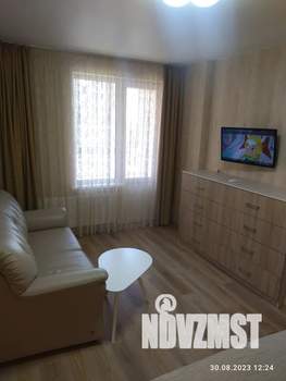 1-к квартира, посуточно, 35м2, 11/20 этаж