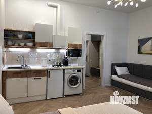 Студия квартира, посуточно, 40м2, 1/8 этаж