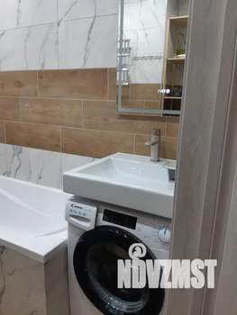 1-к квартира, посуточно, 42м2, 4/15 этаж